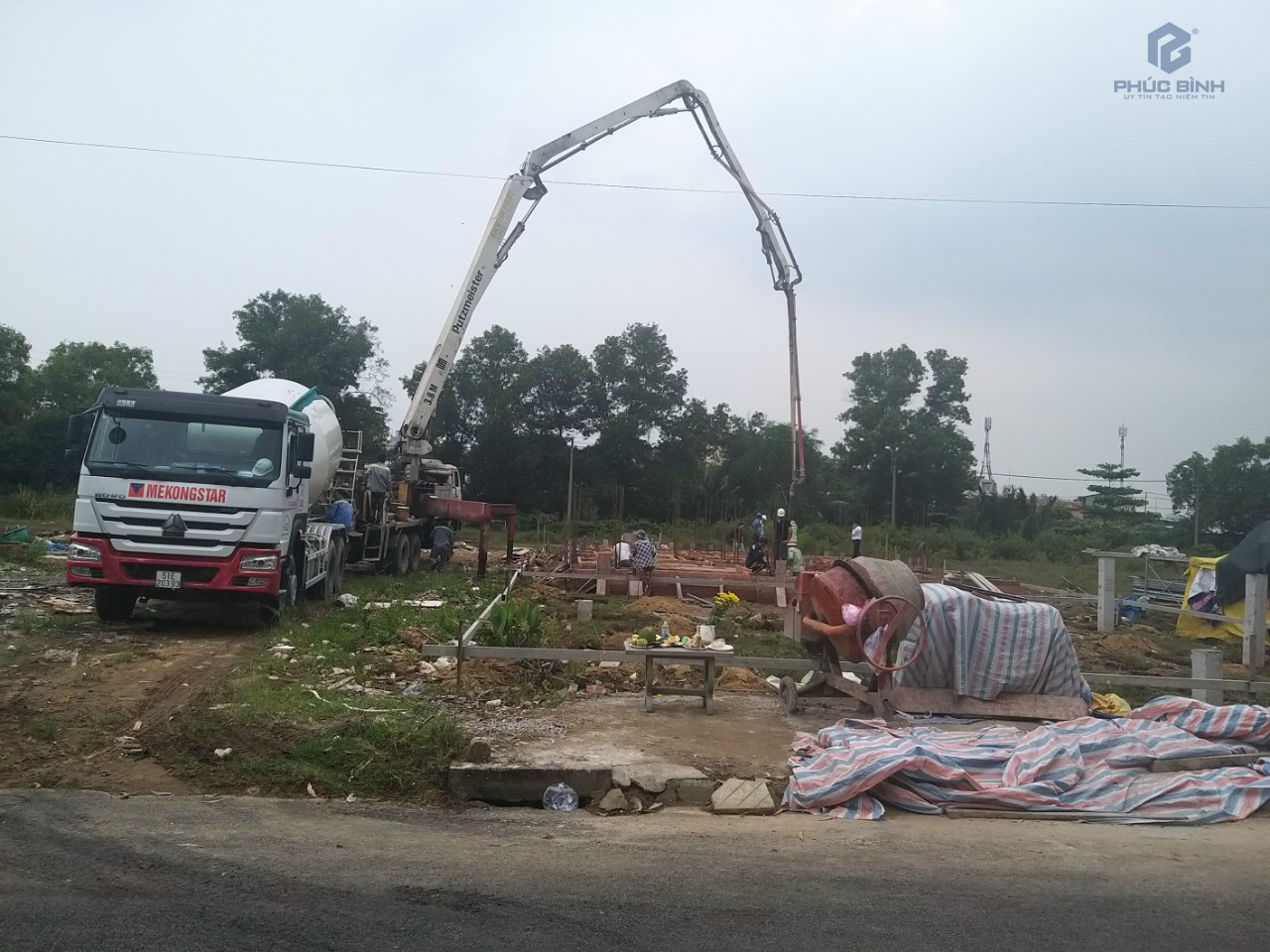 Giá bê tông tươi quận 12 TPHCM có thể có sự dao động và khác biệt tuỳ thuộc đơn vị và địa bàn