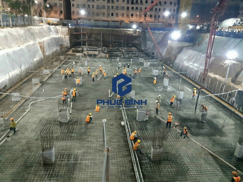 Chi phí đổ bê tông tươi so với bê tông trộn thủ công